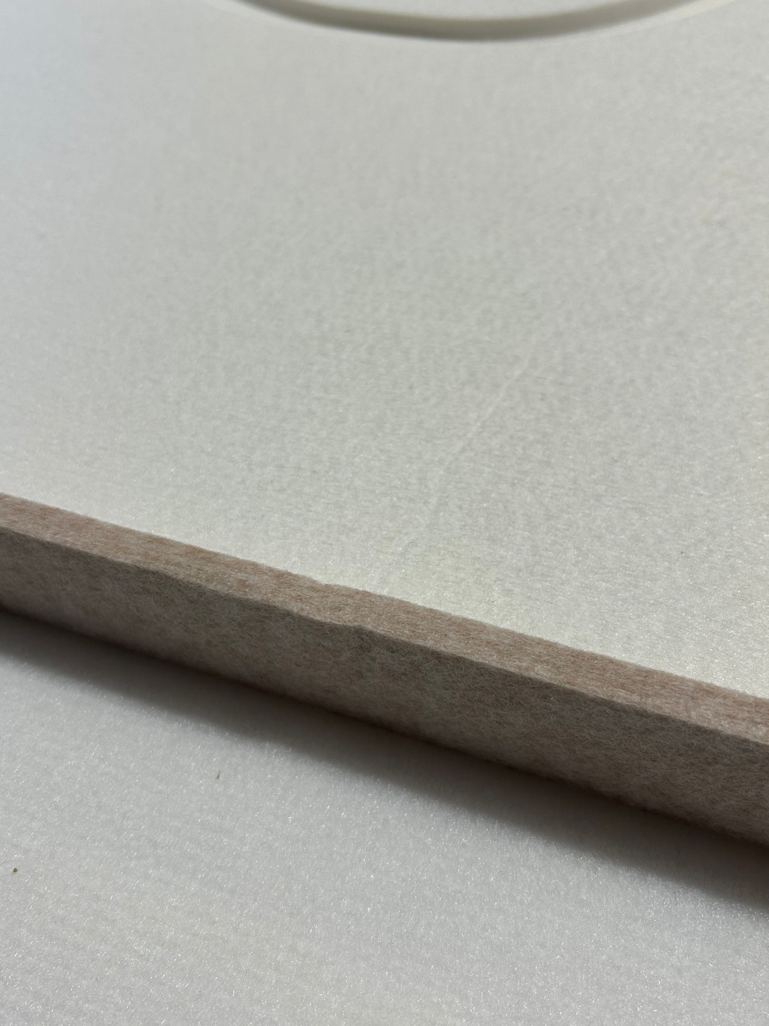 Noah square 100 x 100 cm, kunstwerk: Ivory, lijstkleur: Beige (127) Atelier opruiming