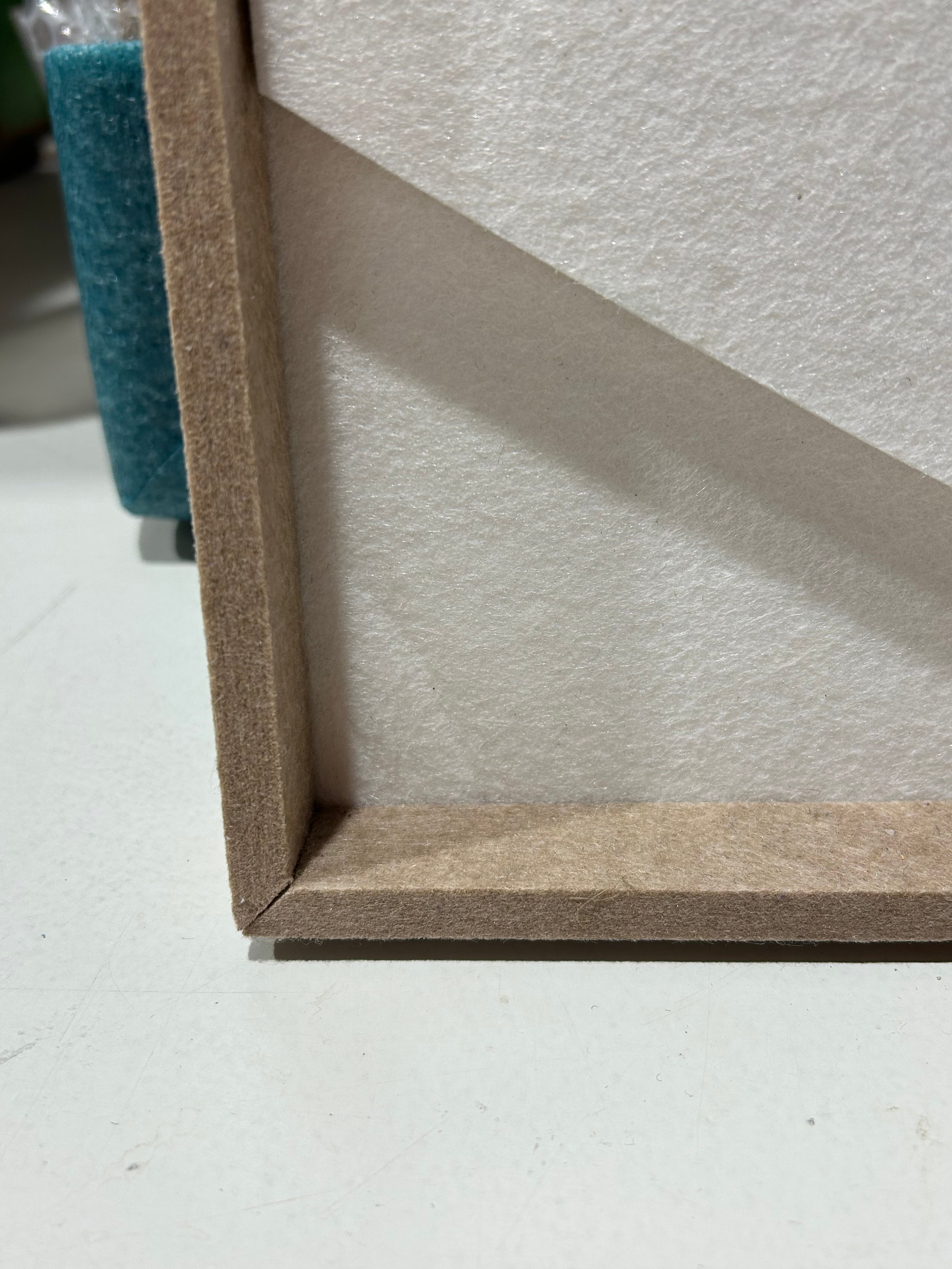 Noé 120 x 180 cm kunstwerk: Ivory, lijstkleur: Earthy Beige (150) Atelier opruiming