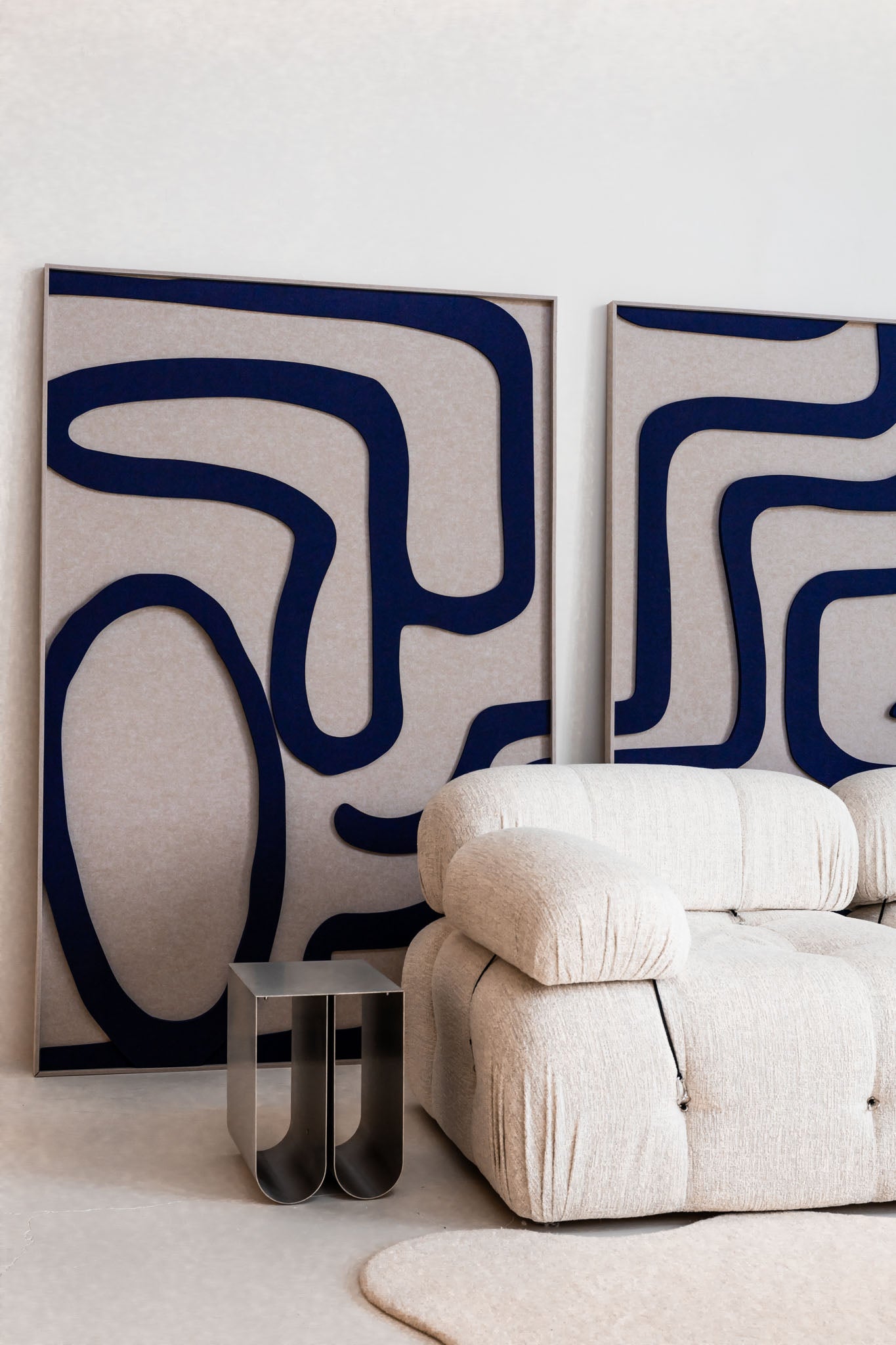 Zaza 120 x 180 cm, kunstwerk: Beige & Ocean Blue, lijstkleur: Beige (154) Atelier opruiming